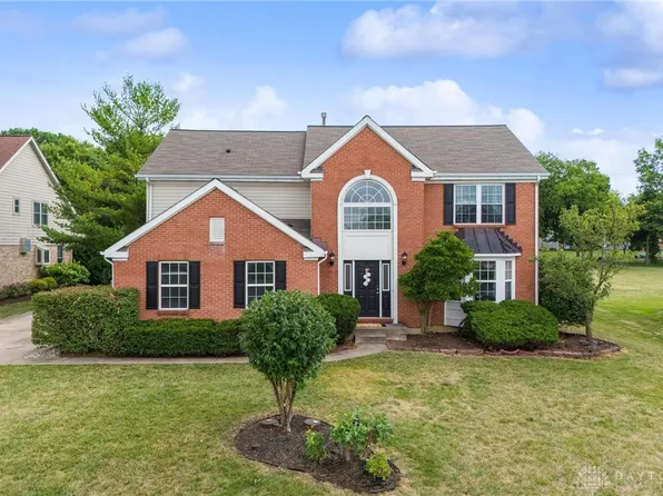 8124 Julian Pl, Centerville, OH 45458