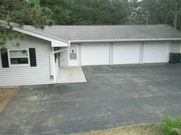 W6366 Hidden Springs Dr, Neshkoro, WI 54960