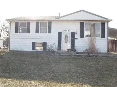 454 Caldwell Cir photo 1