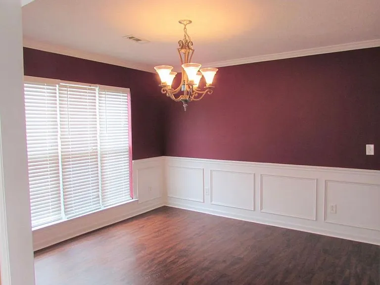 1832 Heathers Way — Photo 37