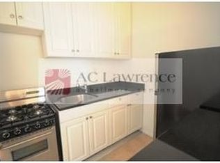 208 W 13th St, New York, NY 10011