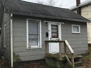 8 Elizabeth St, Greenville, PA