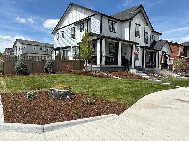 Corner lot