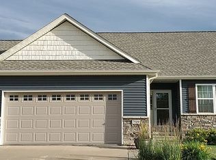 7519 1st Ave SW, Cedar Rapids, IA 52405