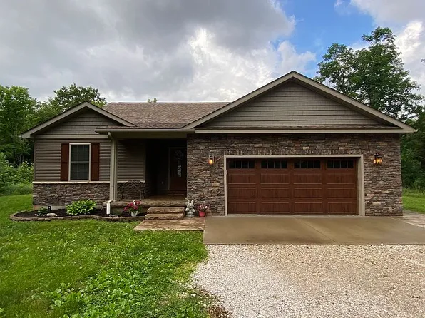 10341 Buck Run Dr, Cadet, MO 63630