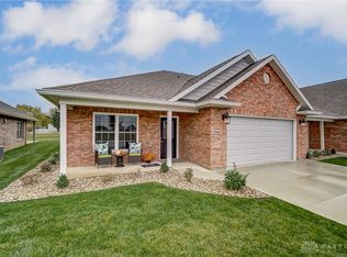 1040 E Bentley Cir, Troy, OH