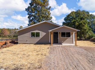 111 W Crawford St, Landrum, SC 29356