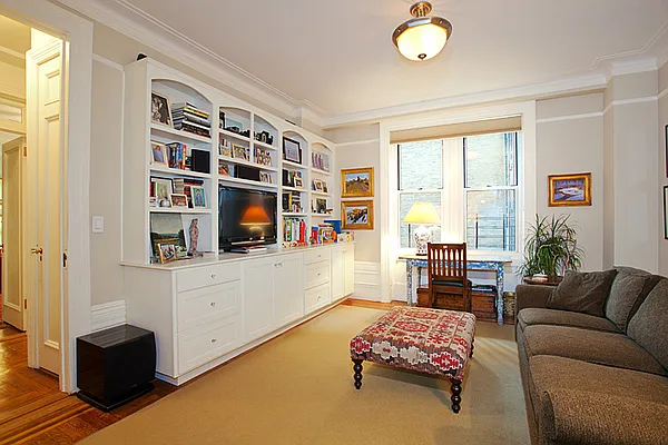 Sold by Brown Harris Stevens | media 19