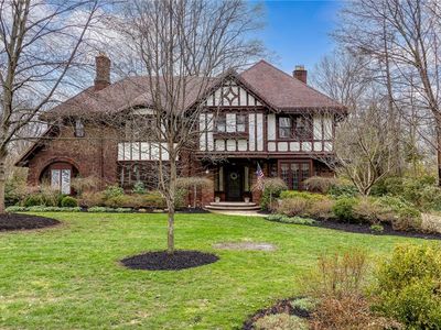 2950 Attleboro Rd, Shaker Heights, OH, 44120
