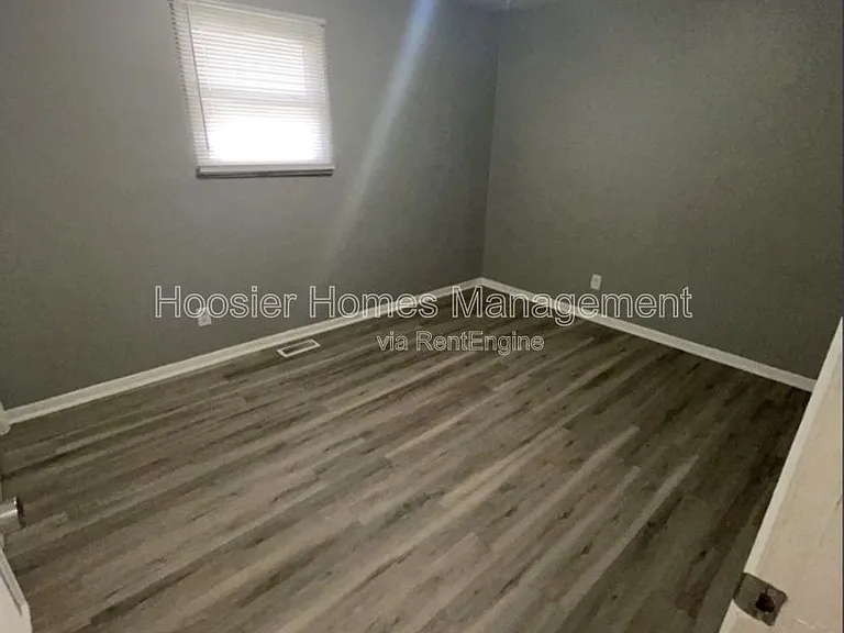 712 N Linwood Ave — Photo 8