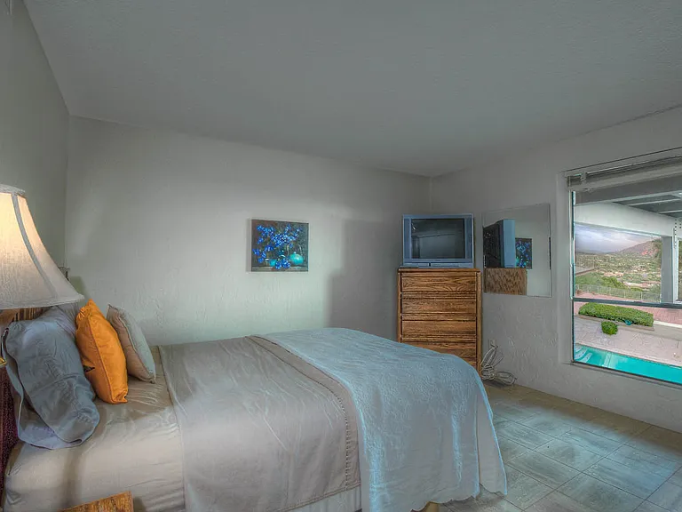 6900 N Highlands Dr — Photo 17