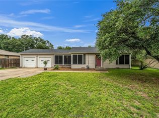 1414 E 29th St, Bryan, TX 77802