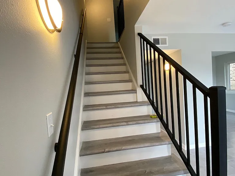 Stairs to upperlevel