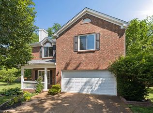909 Buckskin Ct, Nashville, TN 37221
