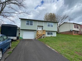 2207 Crown Cir, Morristown, TN 37814