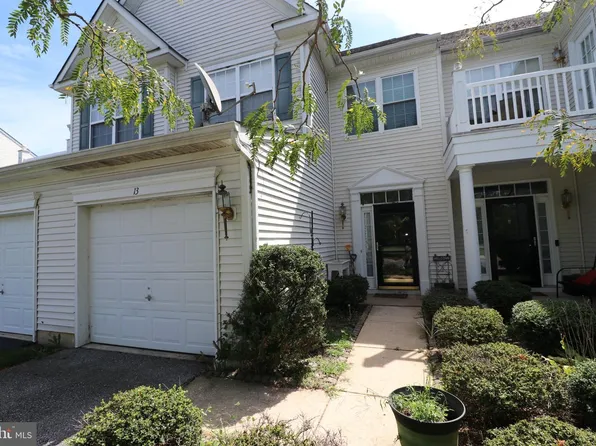 13 Halifax Ln, Smyrna, DE 19977