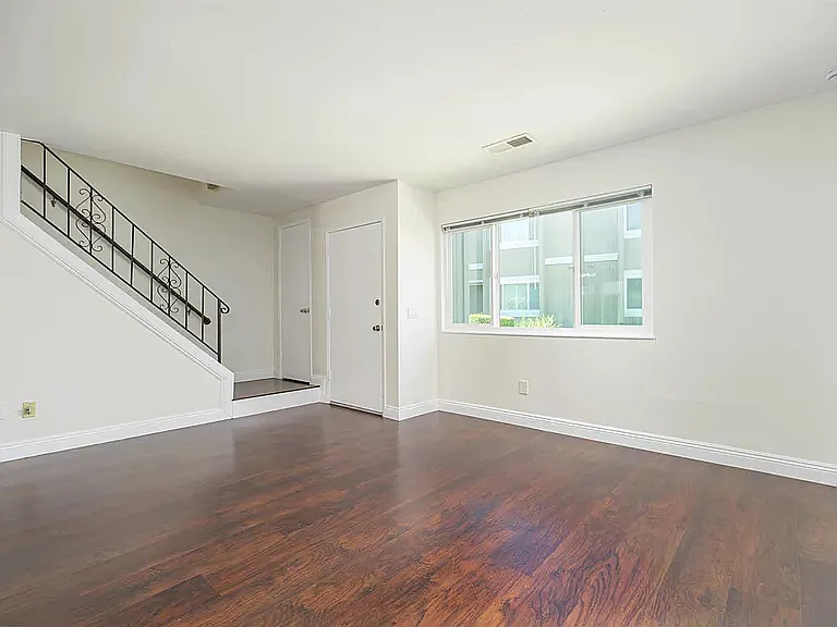 32C Oliva Dr #32C — Photo 2