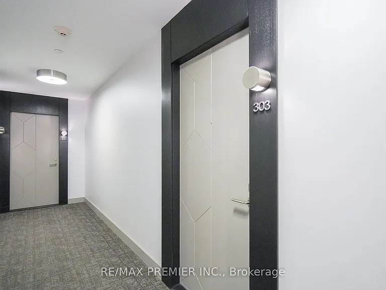 2 Old Mill Dr #303 — Photo 6