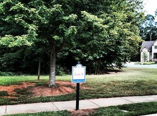 5802 Linden Ridge Ln, Charlotte, NC 28216