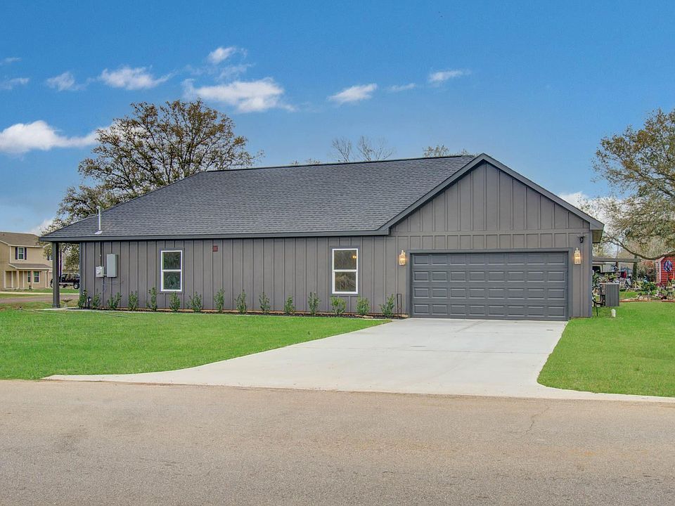 1st image of 211 19th St