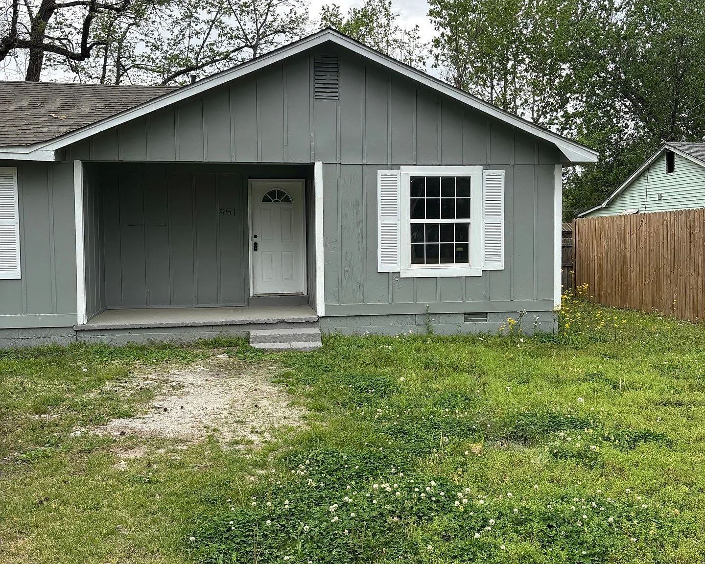 951 Norris St, Brownsville TN - Unit 1 — Photo 1