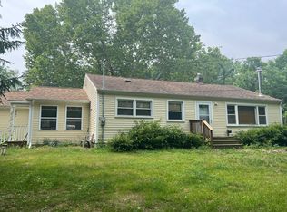 5290 Clark Rd, Bath, MI 48808