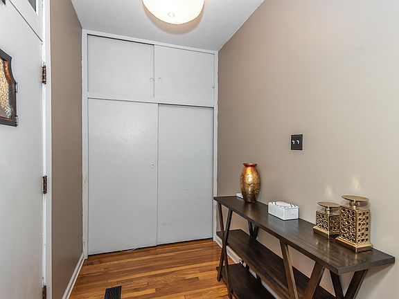 5th image of 6414 S Kingshighway Blvd