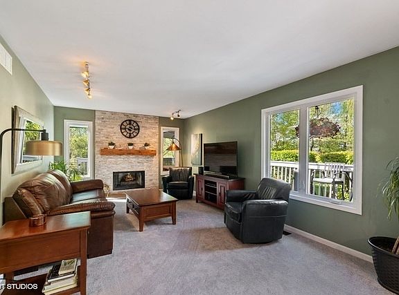 5th image of 1426 Haines Ct