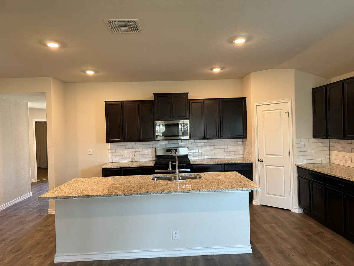 Building Photo - 4837 Theralite Trl