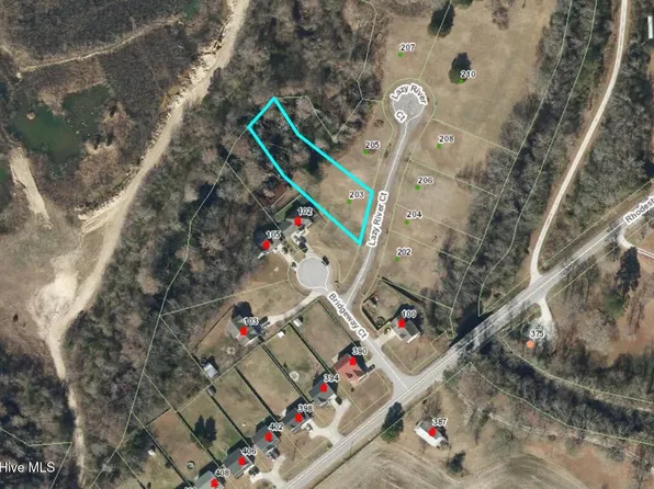 203 Lazy River Court, Jacksonville, NC 28540