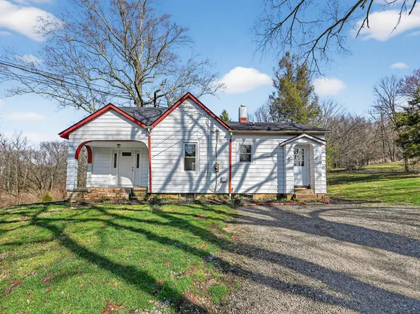 11991 Indian Ln, Aurora, IN 47001