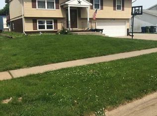 1708 Springdale Dr, Clinton, IA 52732