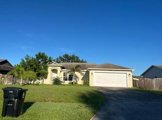 1998 SE Esterbrook St, Port Saint Lucie, FL 34983