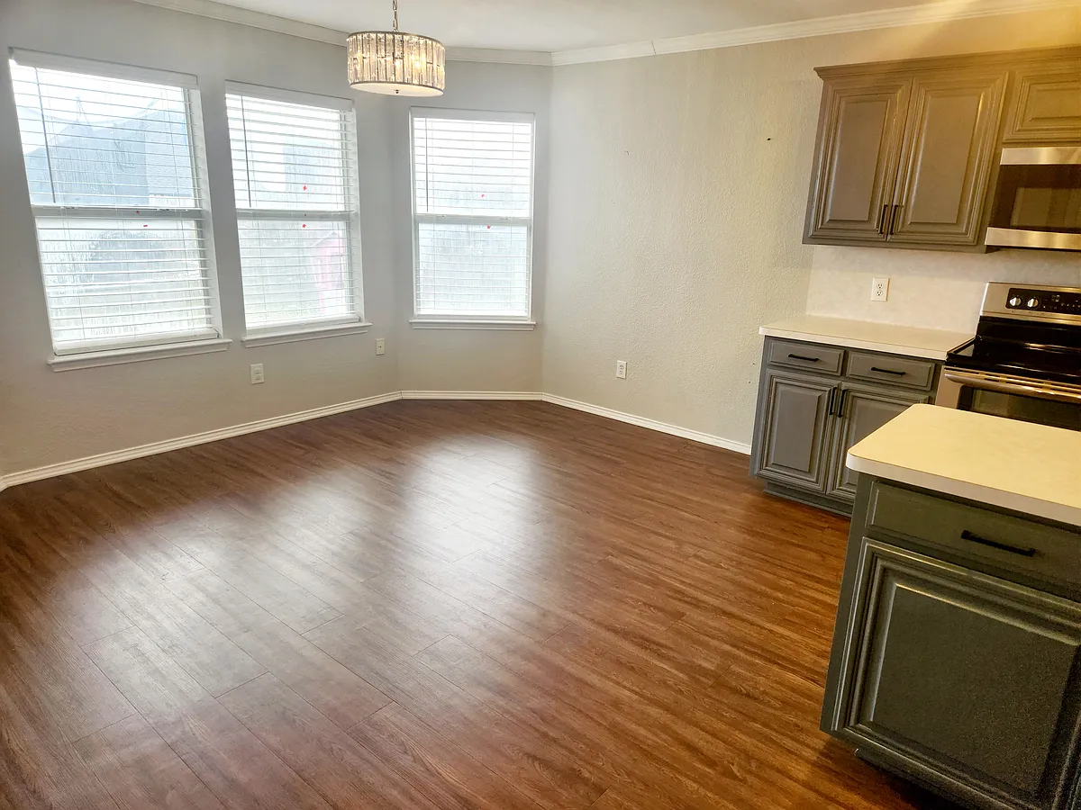Building Photo - 8030 Mourning Dove Dr