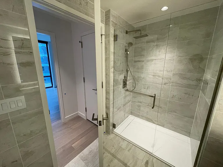 889 103rd Ave NE #410 — Photo 3