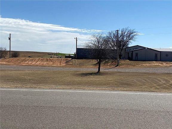 3rd image of 23142 E Highway 152