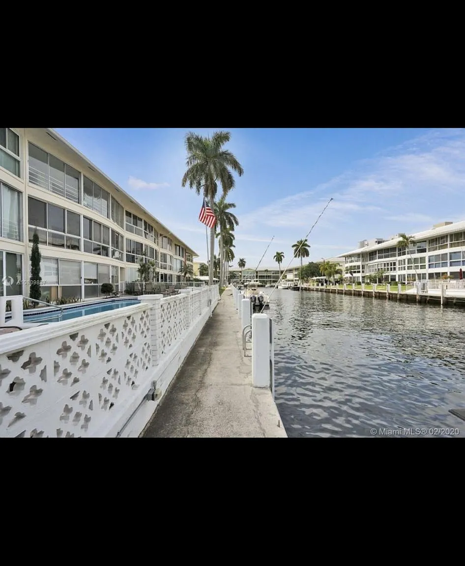 3051 NE 47th Ct — Photo 3