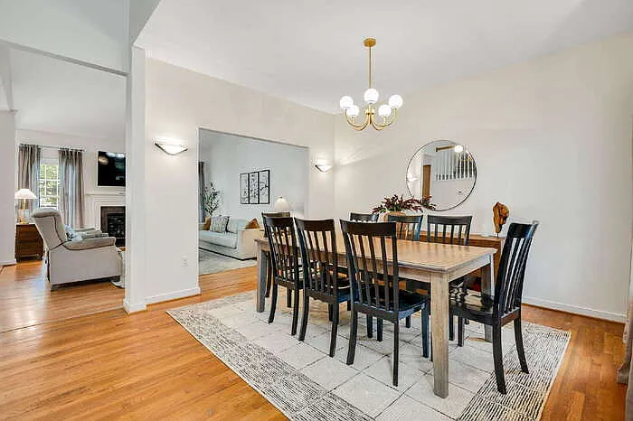 607 Green Garden Cir — Photo 15