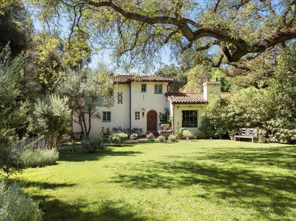 2062 New York Dr, Altadena, CA 91001