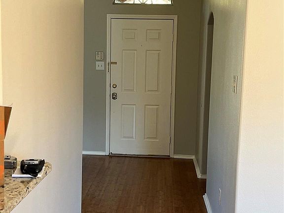 2nd image of 5721 Bandera Dr