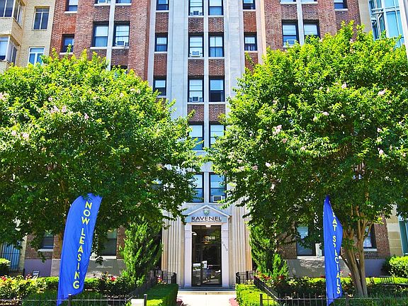 Full View Of Building From 16Th Street NW