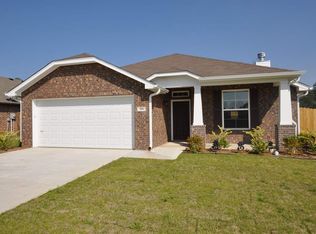 304 Myra Lynn Ln, Longview, TX 75605