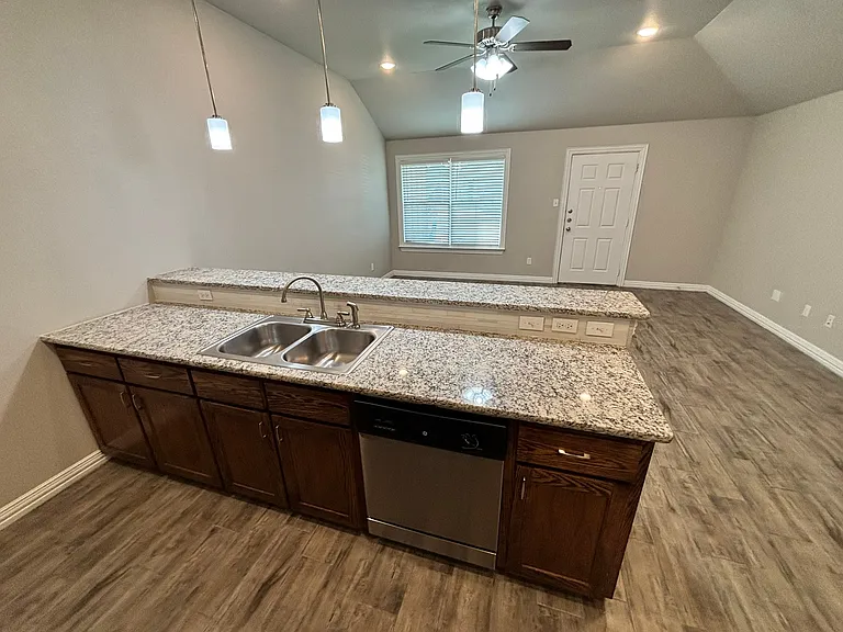 3340 Bordon Dr — Photo 17