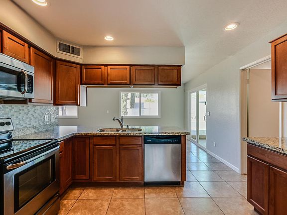 2nd image of 5916 S McKemy St