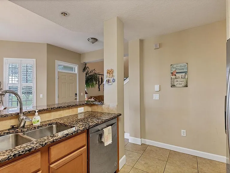 10640 Lemon Creek Loop #101 — Photo 20
