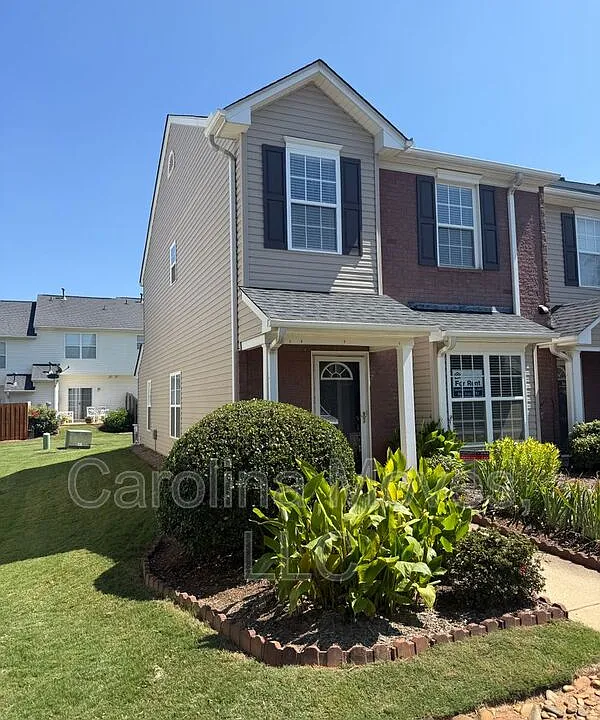 733 Rock Hill Ct