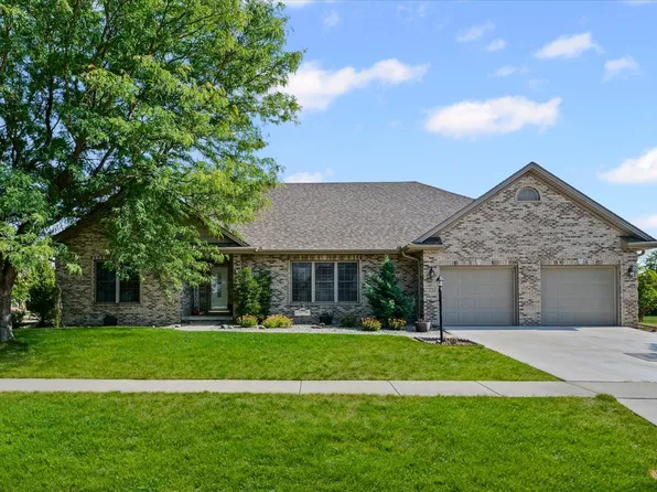 2604 Muirfield Pl, Urbana, IL 61802