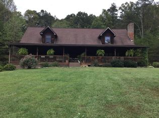 1398 Old Fox Rd, Irvine, KY 40336