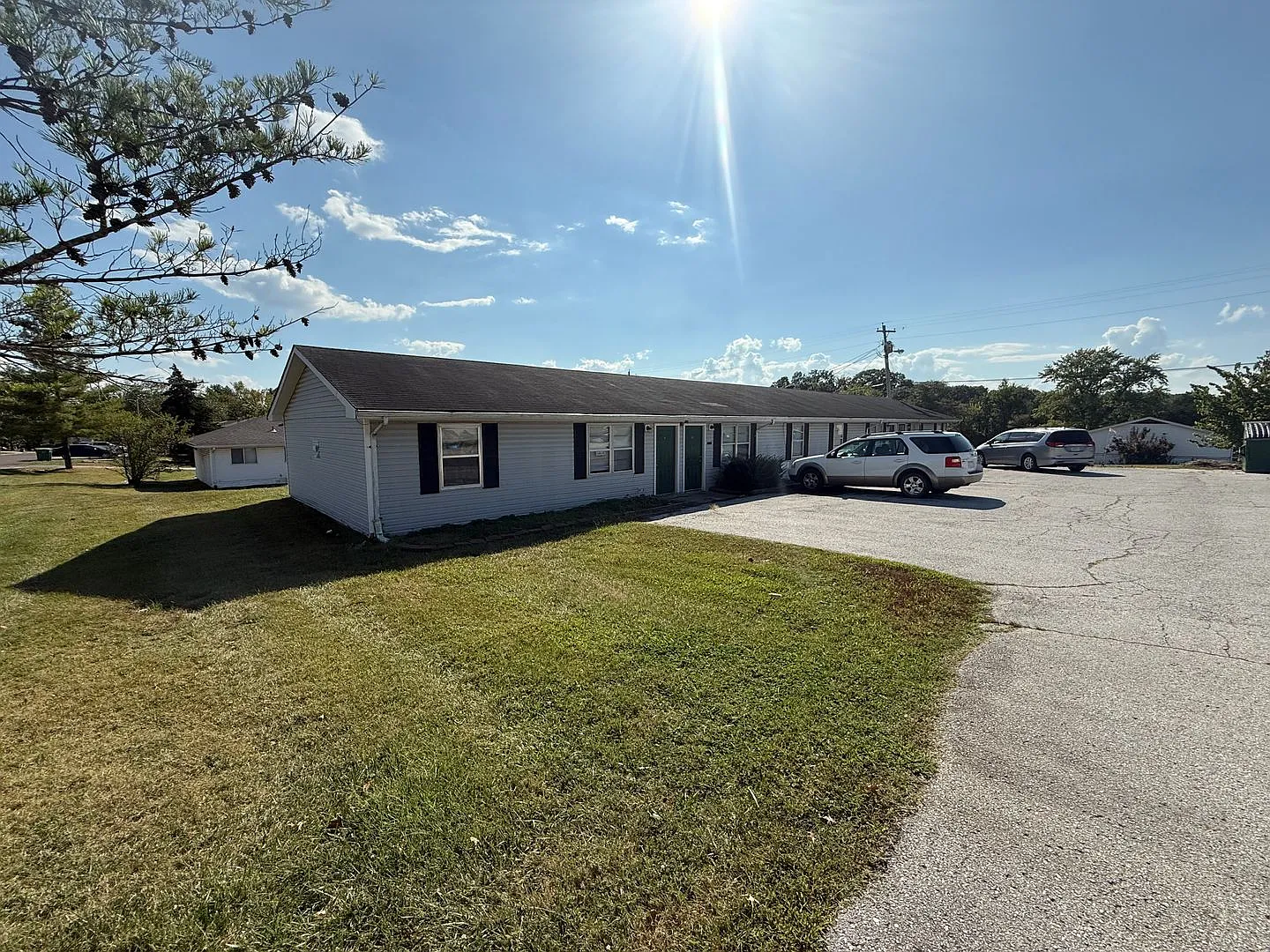 7313 N Moberly Dr — Photo 1