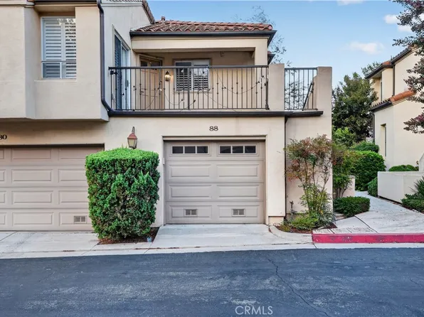 88 Corsica Dr, Newport Beach, CA 92660